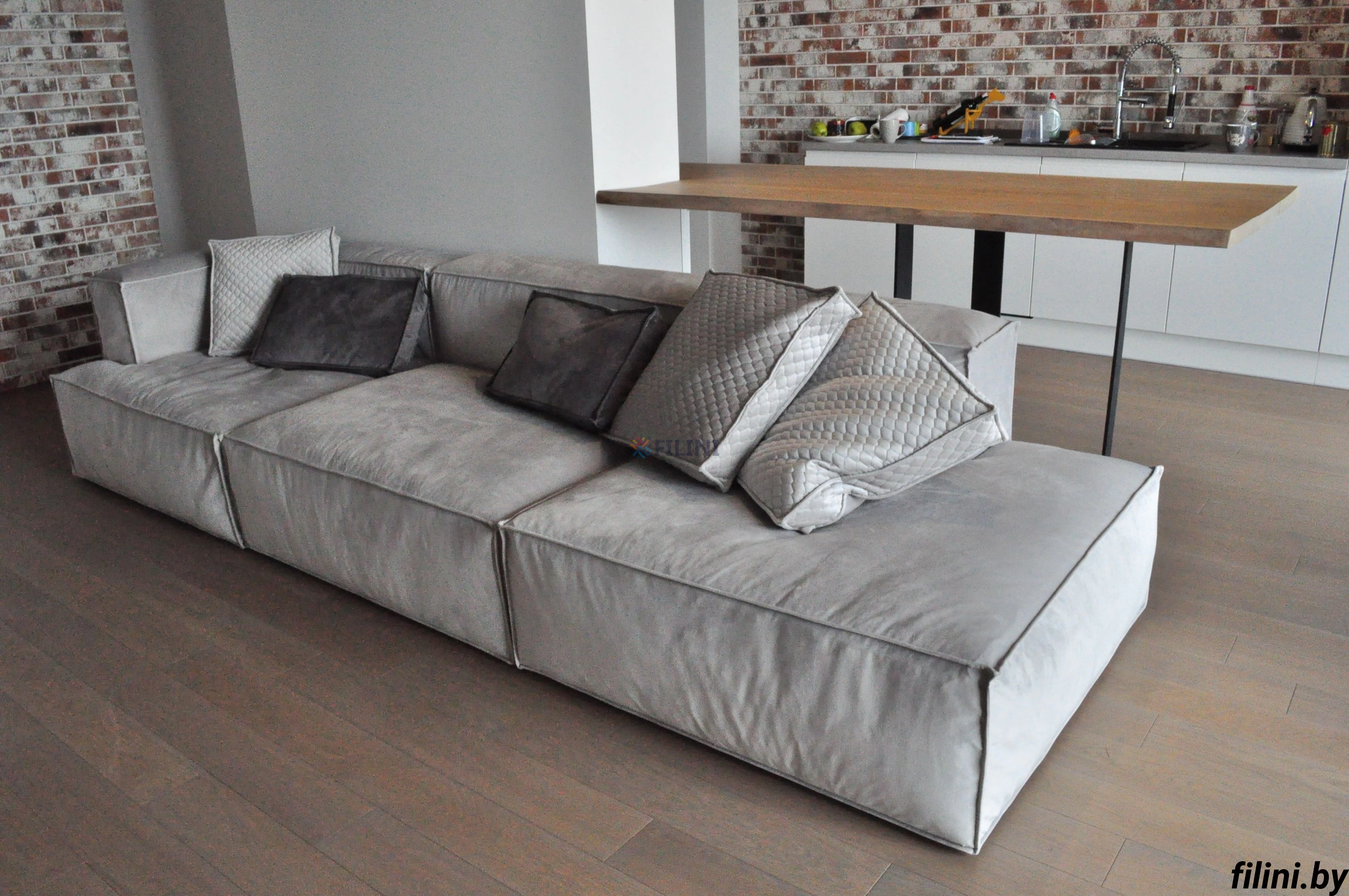 Большой светло серый модульный диван Лей на заказ в Минске. Производитель ООО Фокси крафт