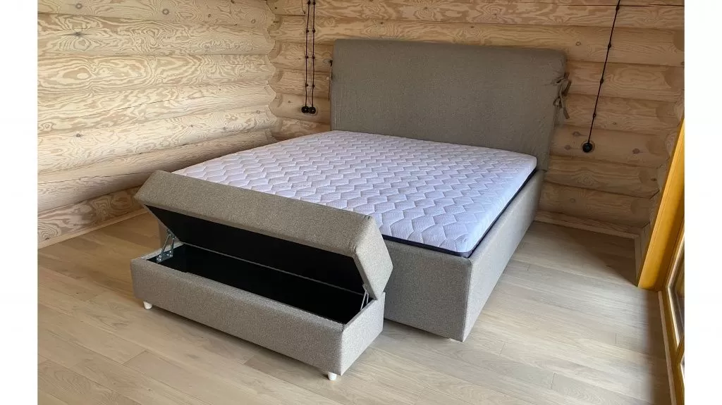 Мебель для спальни - кровать  