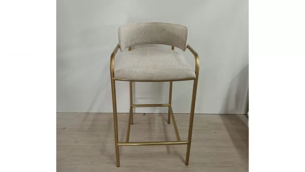 Купить недорого барный или полубарный стул 