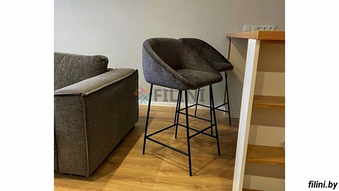 Купить полубарный или барный стул "Нарач" на металлическом каркасе в рассрочку у ООО "Фокси крафт"