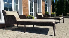 Купить садовый шезлонг "Сани" из искусственного ротанга для дачи, сада, веранды, террасы, пляжа, бассейна, СПА в Минске. ООО Фокси крафт - производство уличной мебели на заказ